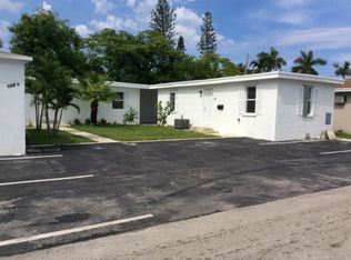 230 NE 3rd St #2, Hallandale, FL 33009