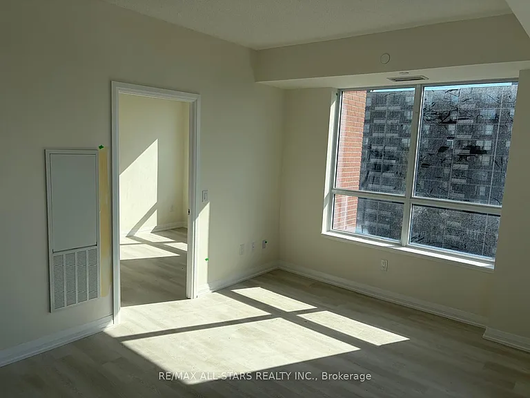 3270 Sheppard Ave E #1124 — Photo 12