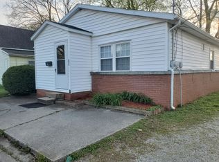 521 S 7th St, Boonville, IN 47601