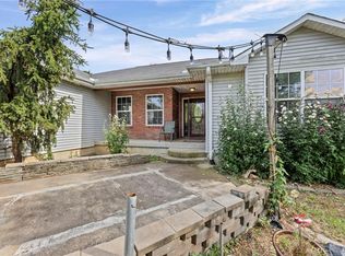24129 Hollingsworth Rd, Mc Louth, KS 66054