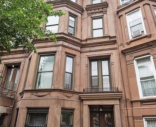 5th image of 217 Hancock St #2A