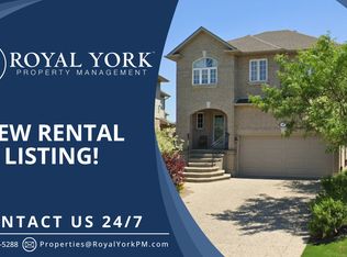 148 Meadow Wood Cres #2, Hamilton, ON L8J3Z8