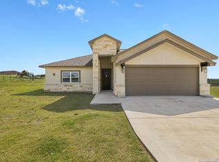 510 Lazy Oak Ln, La Vernia, TX 78121