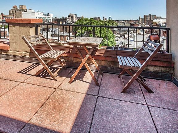 4th image of 65 Cooper Sq APT 6G