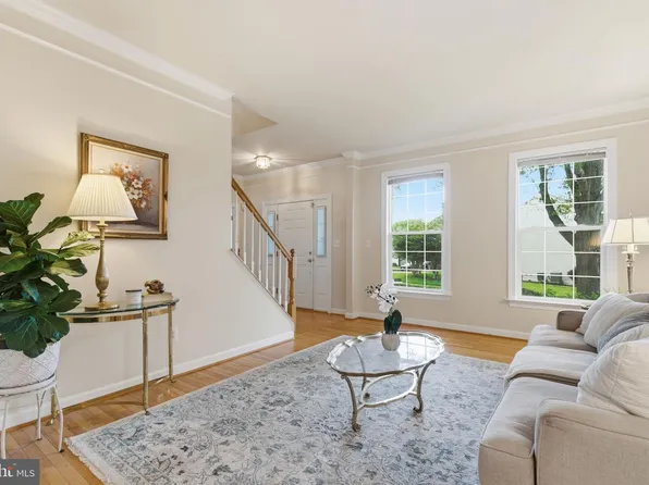 6000 Lyceum Ln, Manassas, VA 20112
