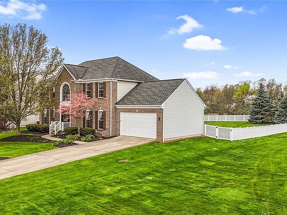 3rd image of 5956 Triple Crown Dr
