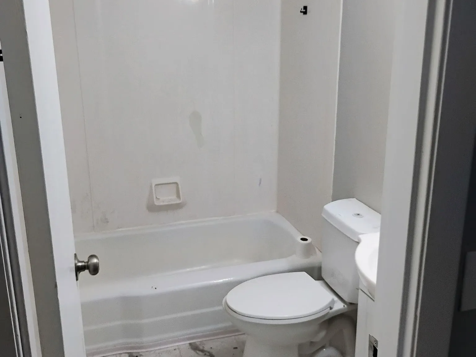 1 bed, 1.0 bath, $1,795 — Photo 4
