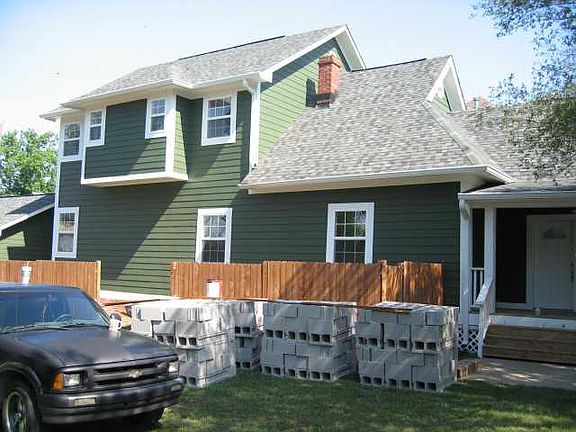 2nd image of 2552 N Central Ave