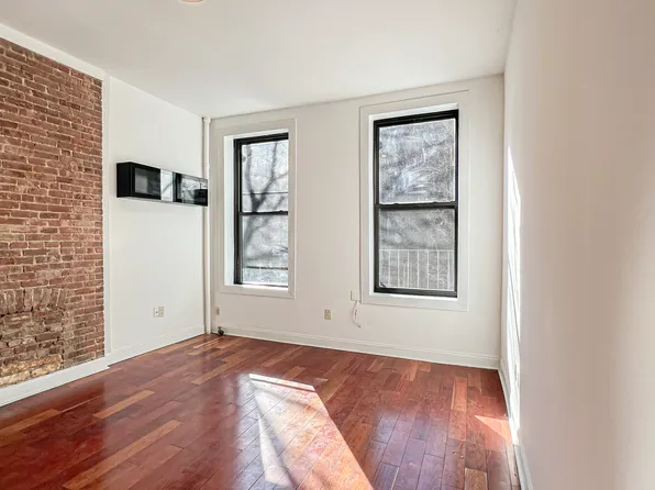 225 East 14th Street image 1 of 3