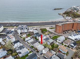 17 Berkley Rd, Hull, MA 02045