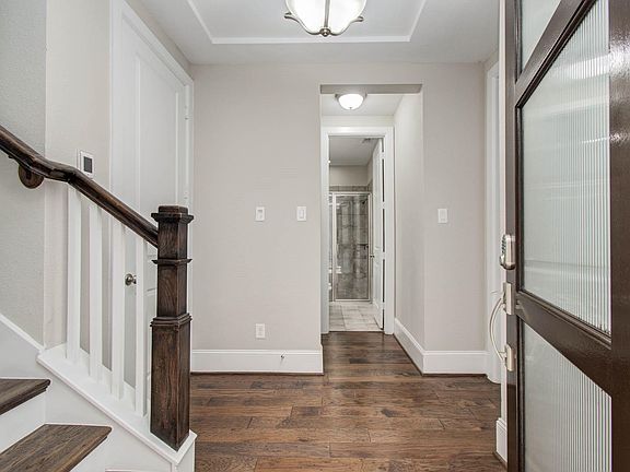 4th image of 11023 Acorn Falls Dr