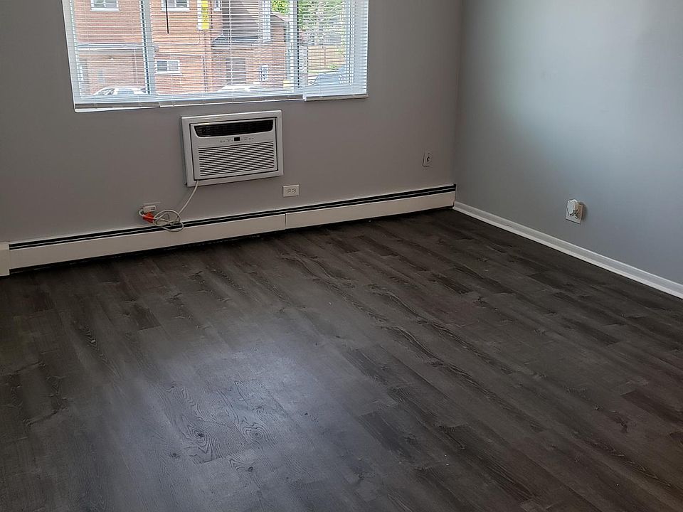 1st image of 4310 Amelia Ave APT 3