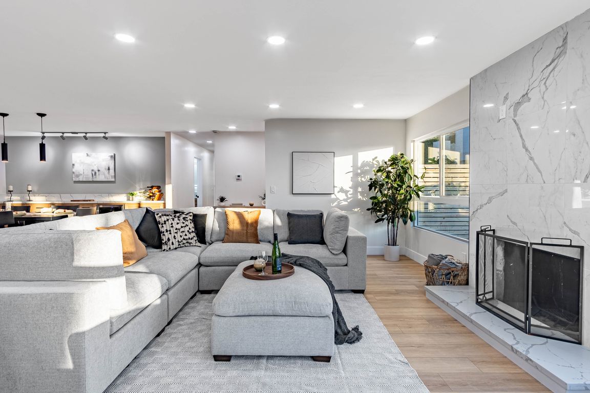 next background image