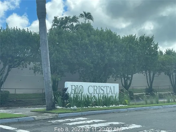 1 Via Del E, Trujillo Alto, PR 00976