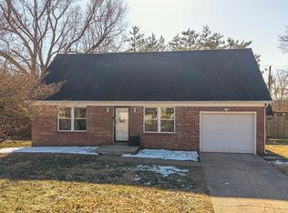 7277 Oak Park Dr, Newburgh, IN