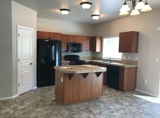 652 NE Mason Rd, Bend, OR 97701