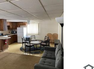 564 State St APT 7, Pottstown, PA 19464