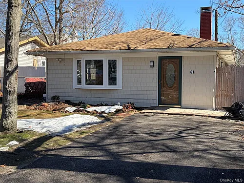 61 Montgomery Ave Photo 1