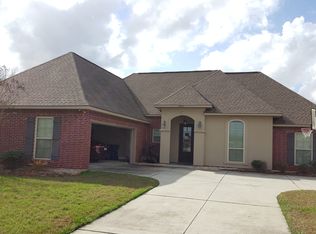 18032 Pierside Ln, Prairieville, LA 70769