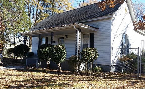 2nd image of 1719 Smith Ave