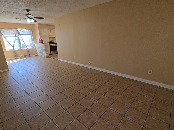 2nd image of 2824 SW 62nd St