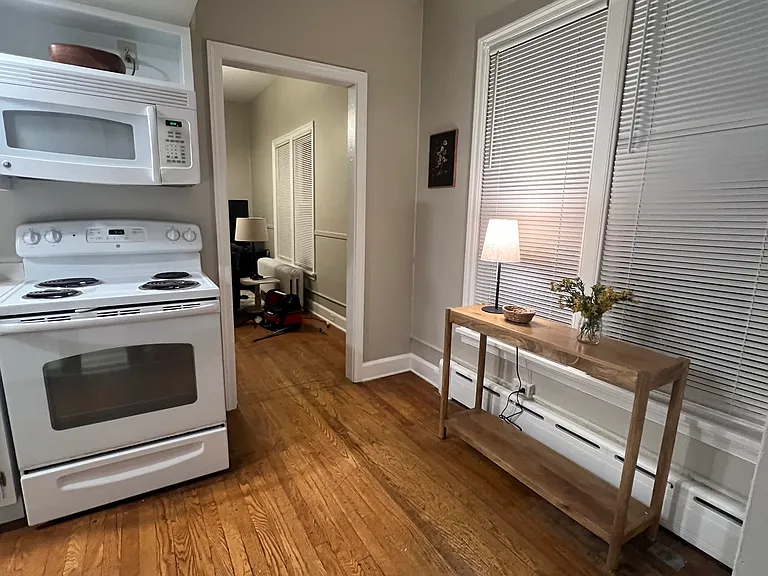 644 Wayne Ave #2 — Photo 3