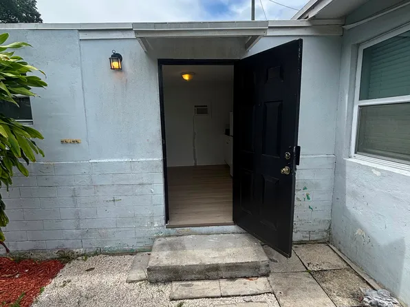 16175 NE 12th Ave, North Miami Beach, FL 33162