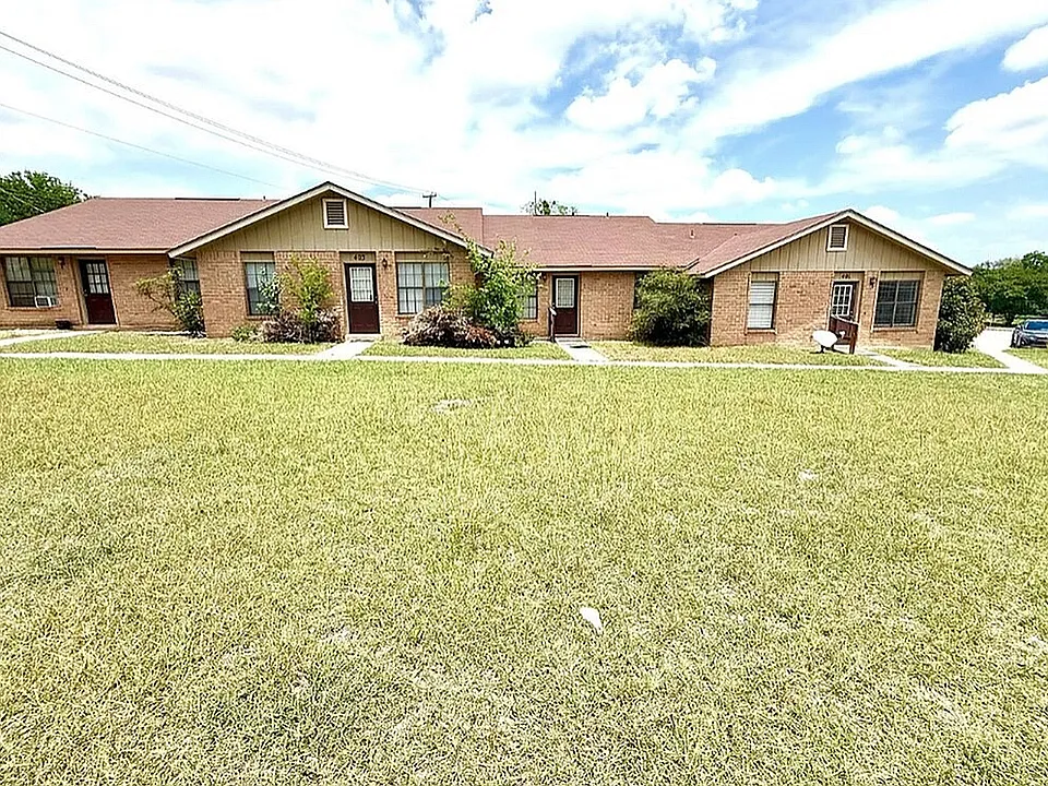 Trinity Oaks Apartments