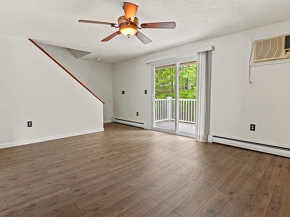 4th image of 214 Bayberry Hill Ln Unit 214