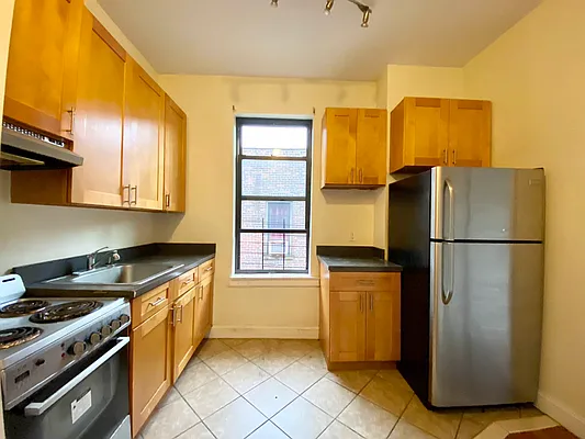 Rented by Bruma Realty LLC | media 2