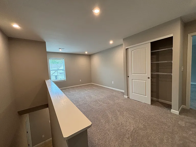 344 Traminer Way — Photo 8