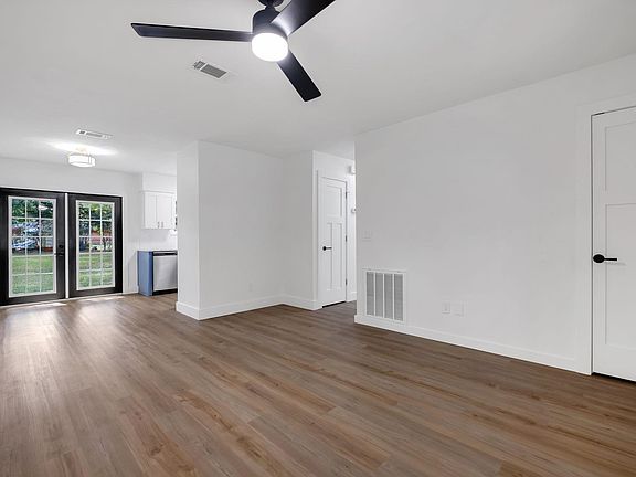 4th image of 5629 Rustic Dr