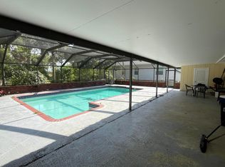 203 E Easy St, Fort Pierce, FL 34982