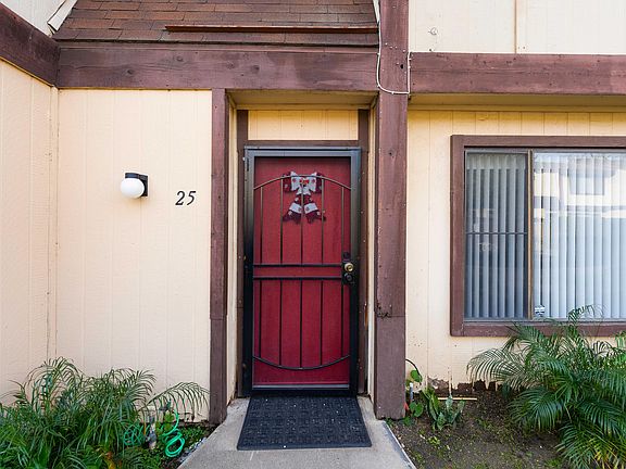 3rd image of 9318 Van Nuys Blvd Unit 25