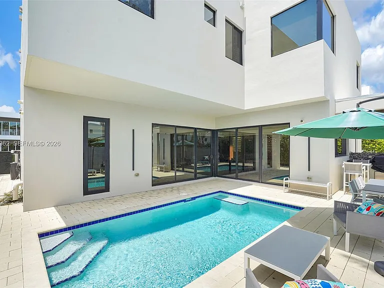 7509 NW 99th Ave — Photo 54