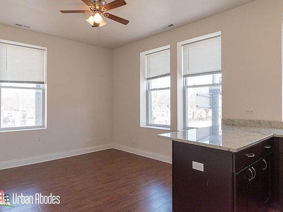5th image of 4756 N Clark St #Ua3