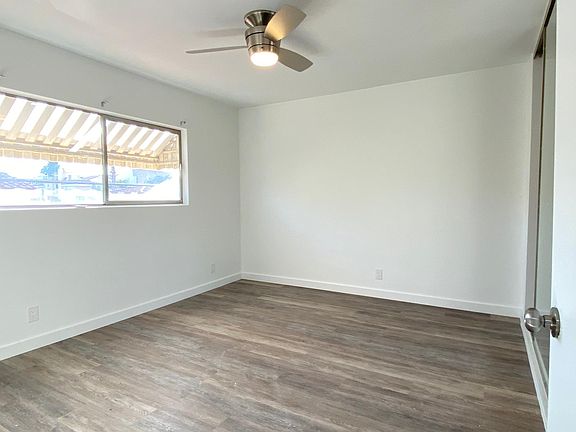 4th image of 928 S Sherbourne Dr #8