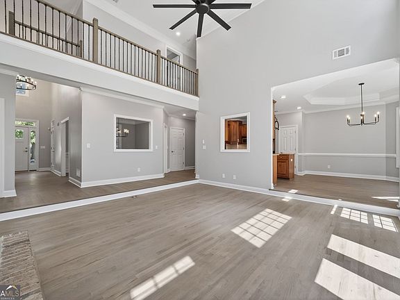 5th image of 1641 White Oak Cv