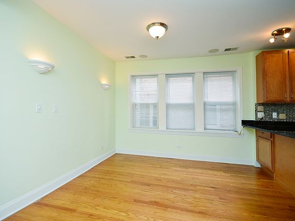 4th image of 6254 N Richmond St APT 1S
