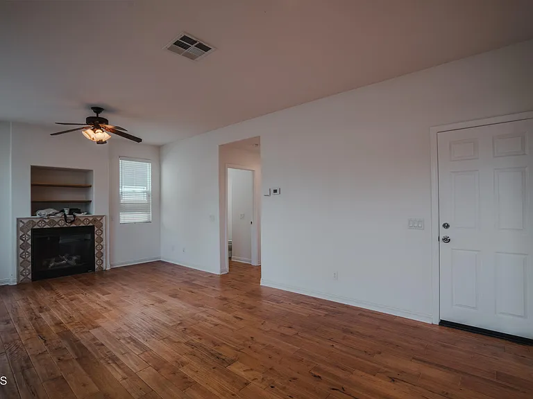 525 Shell Harbor Ln #525 — Photo 23