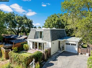 2 Birch Ct, Orinda, CA 94563