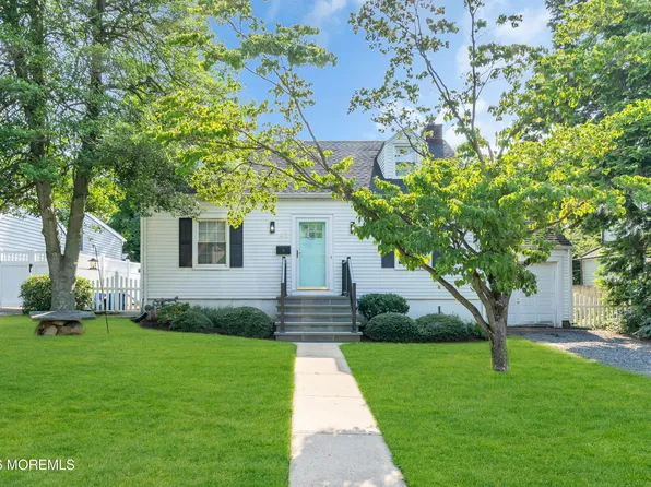 43 Salem Lane, Little Silver, NJ 07739