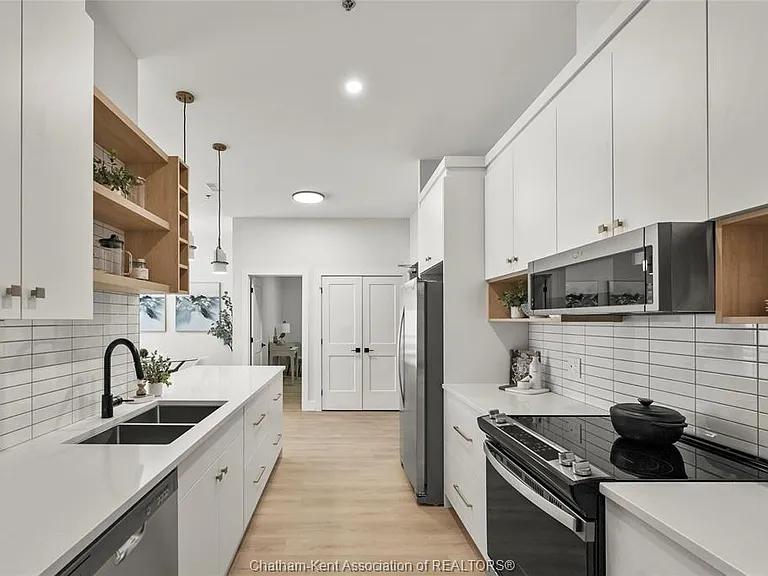 364 Grand Ave E #310 — Photo 30