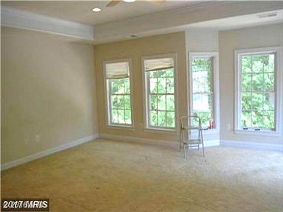 Bedroom (Master)