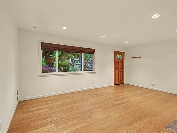 2nd image of 14026 Meridian Ave N