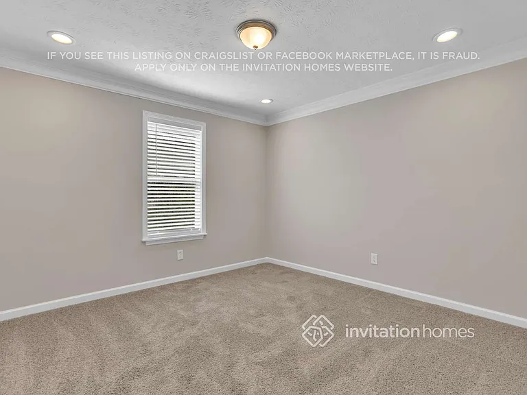 3742 Saddle Ridge Dr — Photo 14