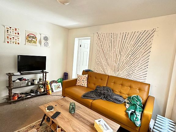 2nd image of 1219 S 13th St #2