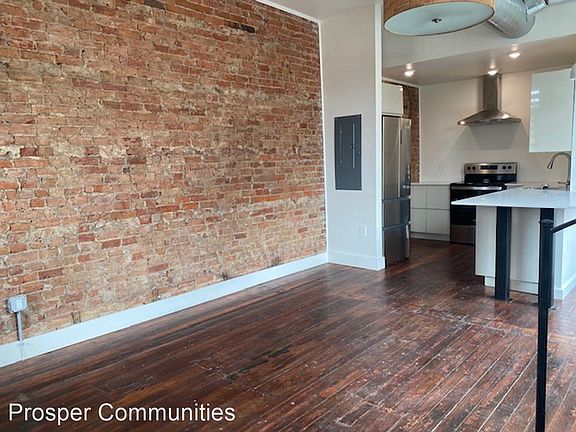5th image of 161 E McMicken Ave #6