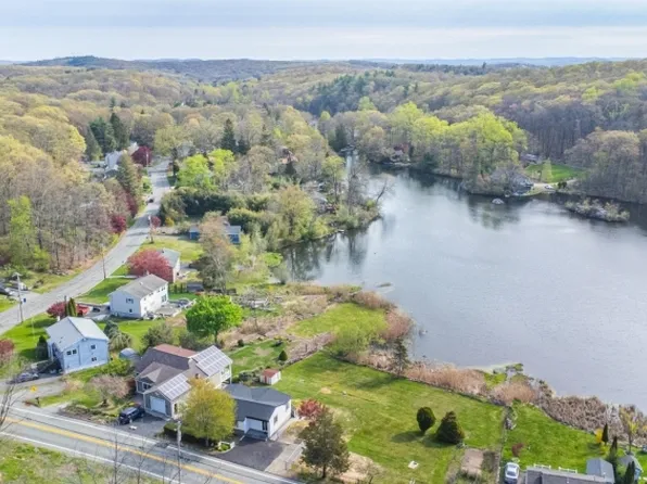 502 Otterhole Rd, West Milford Twp., NJ 07480