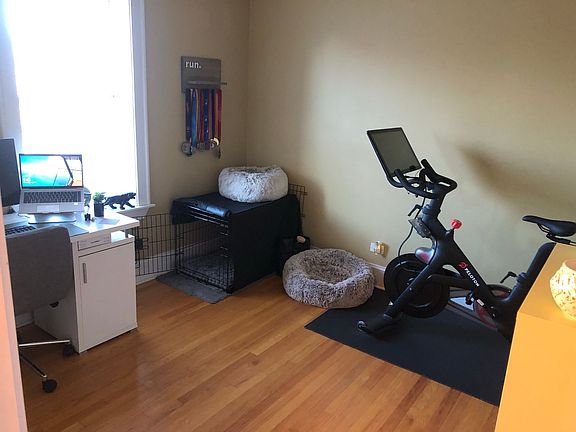 5th image of 2050 W Summerdale Ave APT 1D